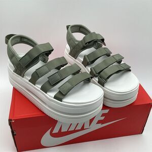 Nike Women's Icon Classic Platform Sandal‎ Multicolor Size 11